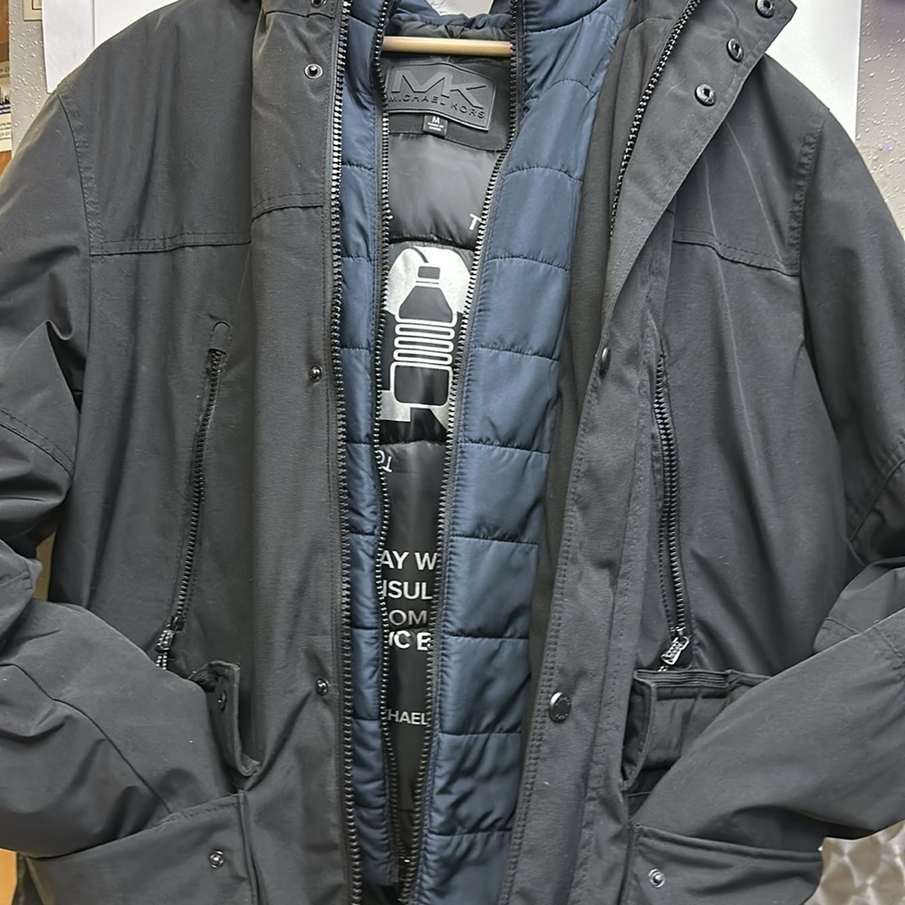 Michael Kors Benson Faux Fur Trimmed Hooded
Jacket Size Medium - Picture 5 of 11
